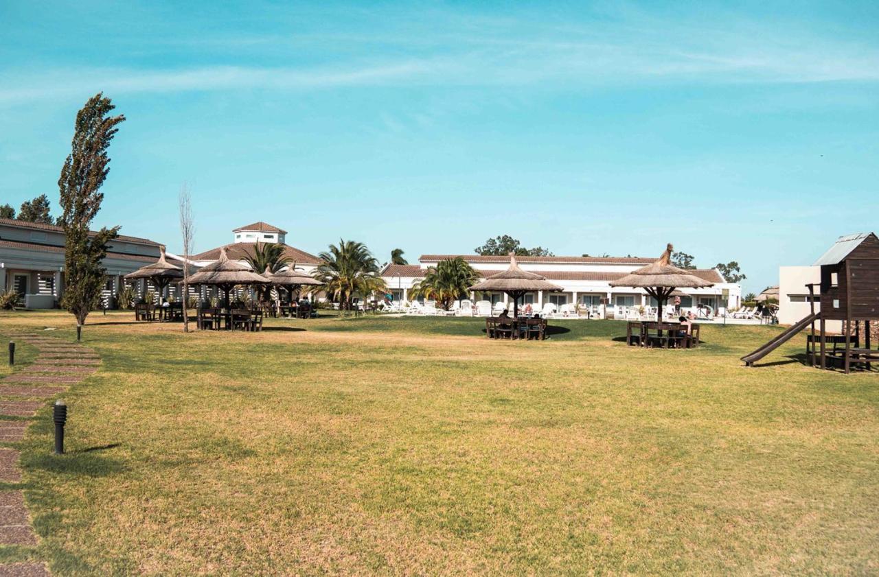 Melincue Casino & Resort Exterior photo