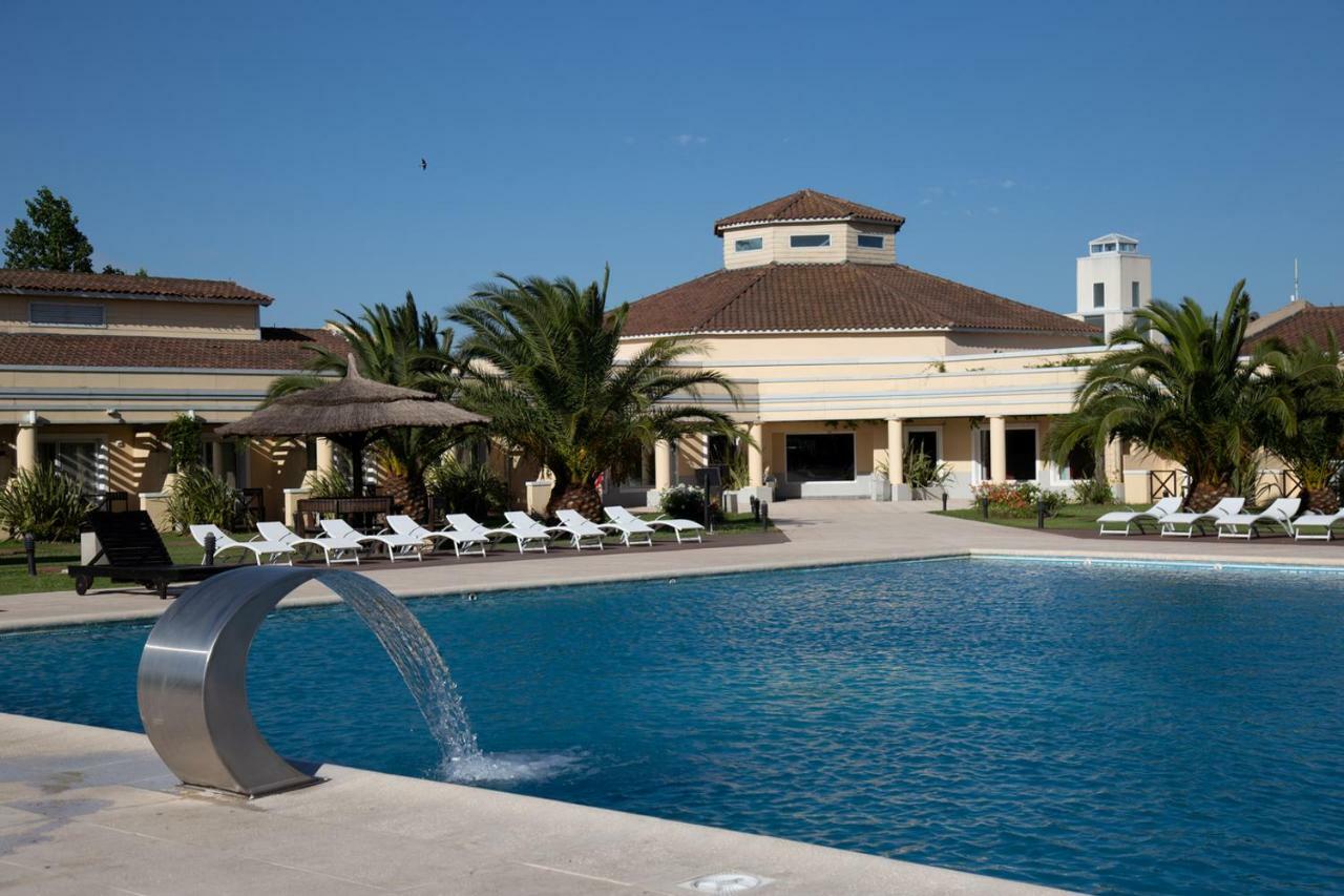 Melincue Casino & Resort Exterior photo